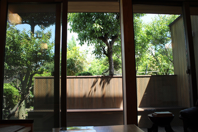 山内龍雄芸術館のデッキ