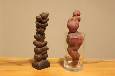 芋と野澤義宣さんの彫刻