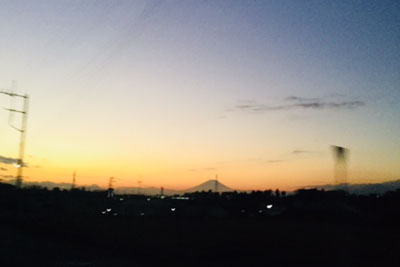 車から見た富士山