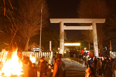 烏森神社に初詣