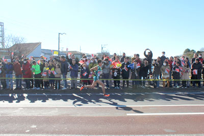 富士見橋に駅伝応援