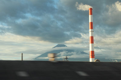 新幹線から見える富士山