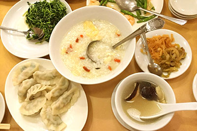 青葉の薬膳料理