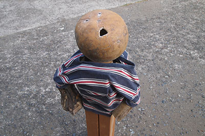 芸術館の案山子