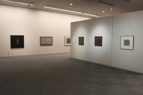 東御市梅野記念絵画館会場